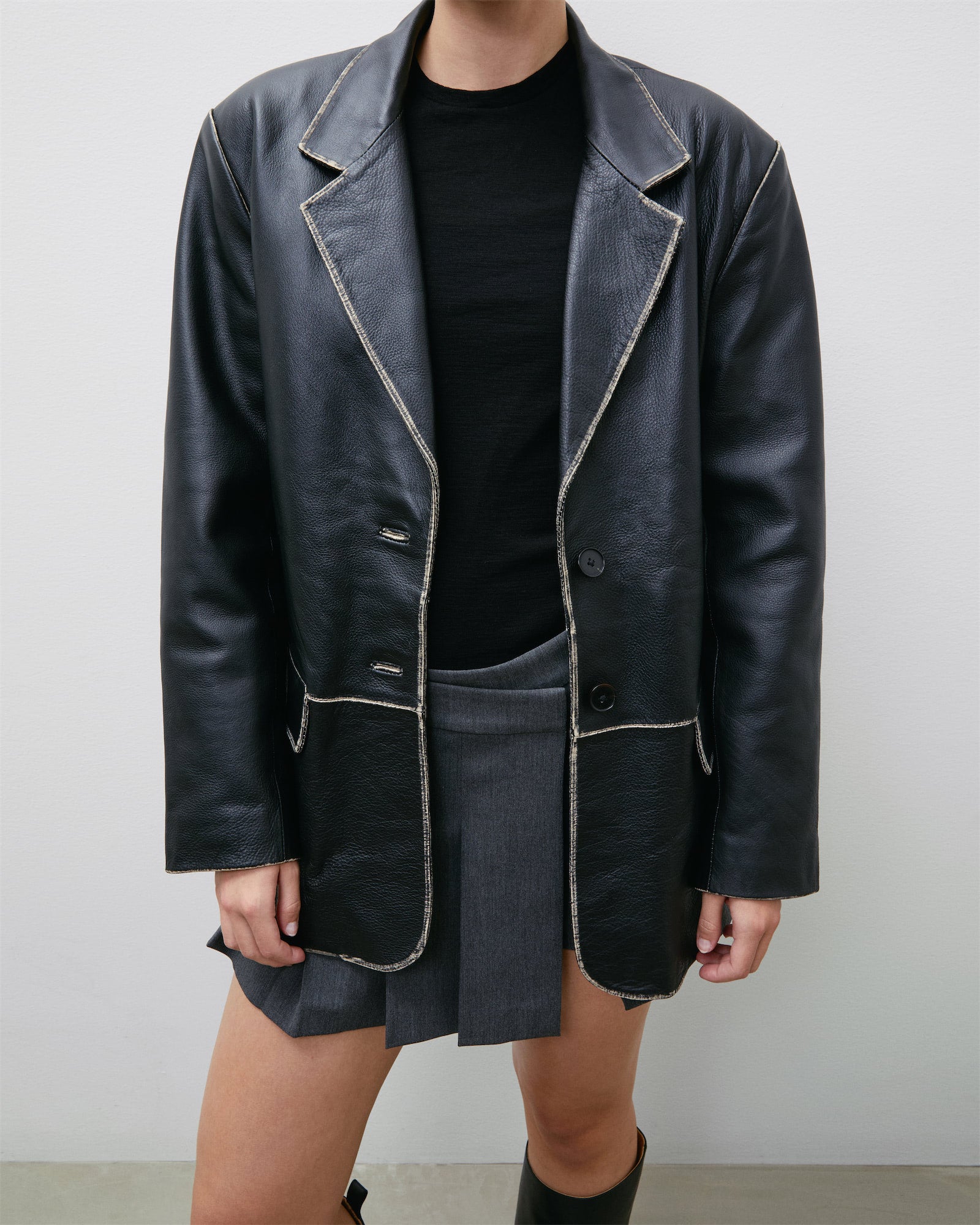 Lara Blazer