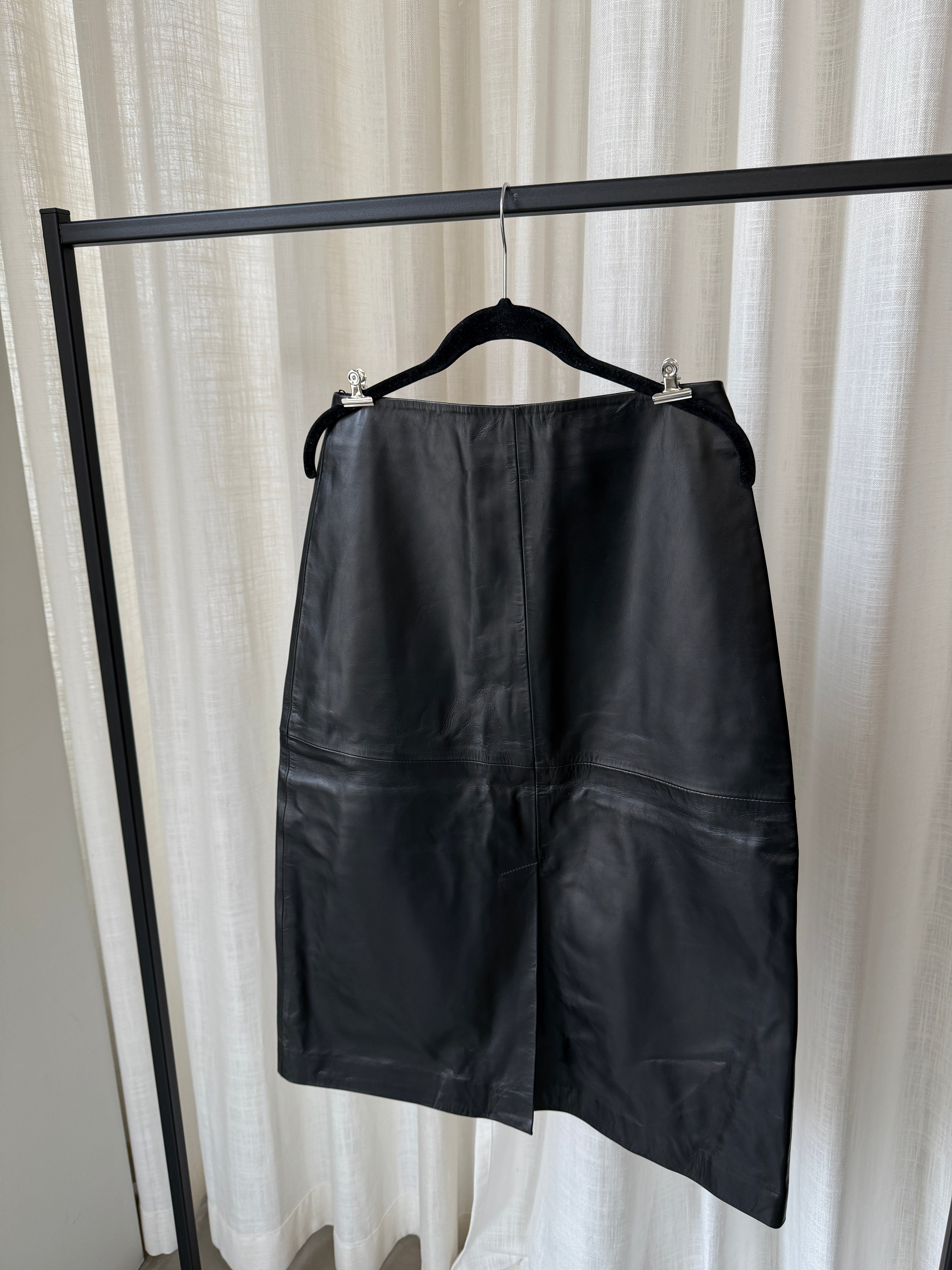 Midi Skirt - Sample