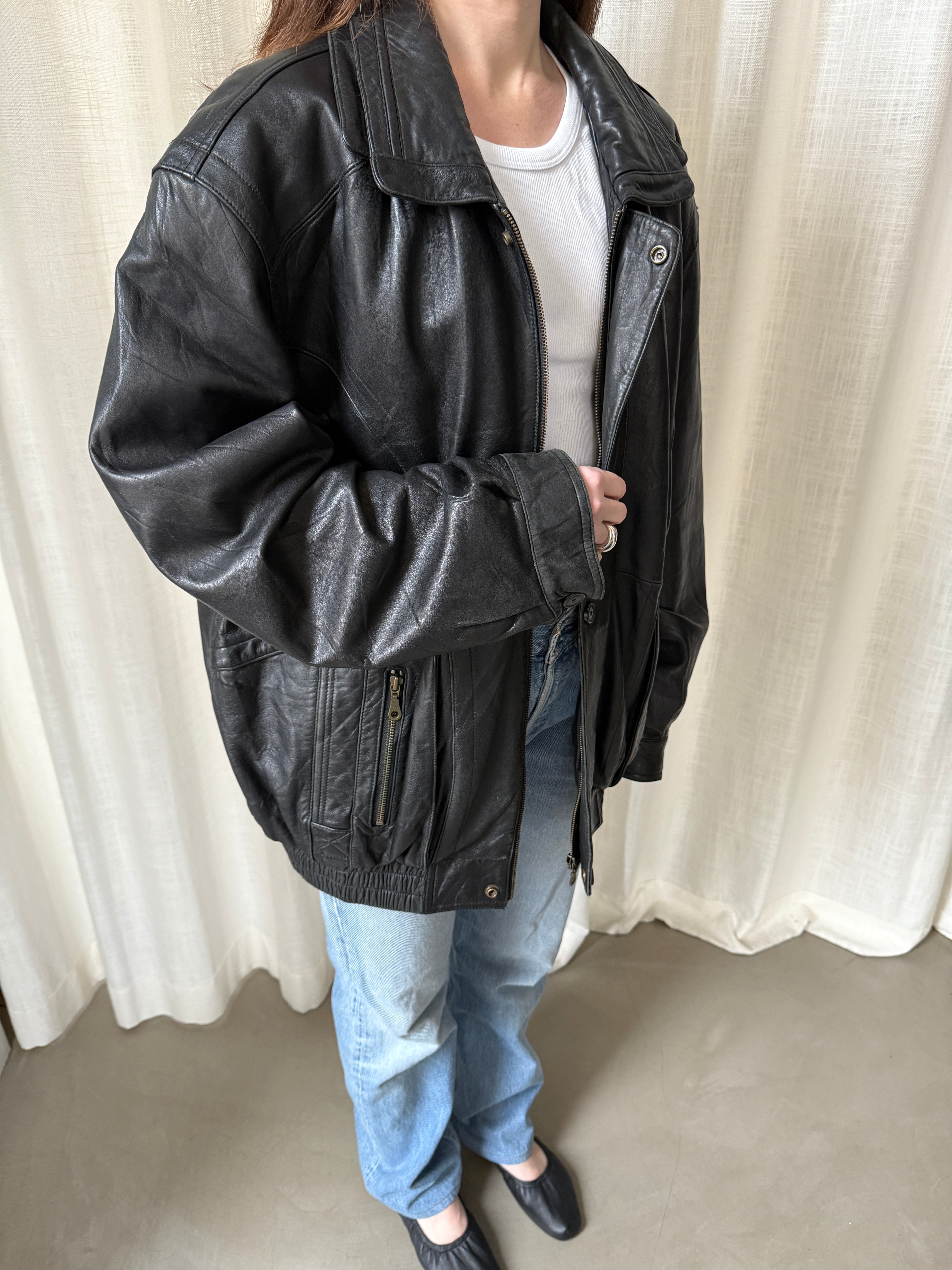 Noir Canda Jacket