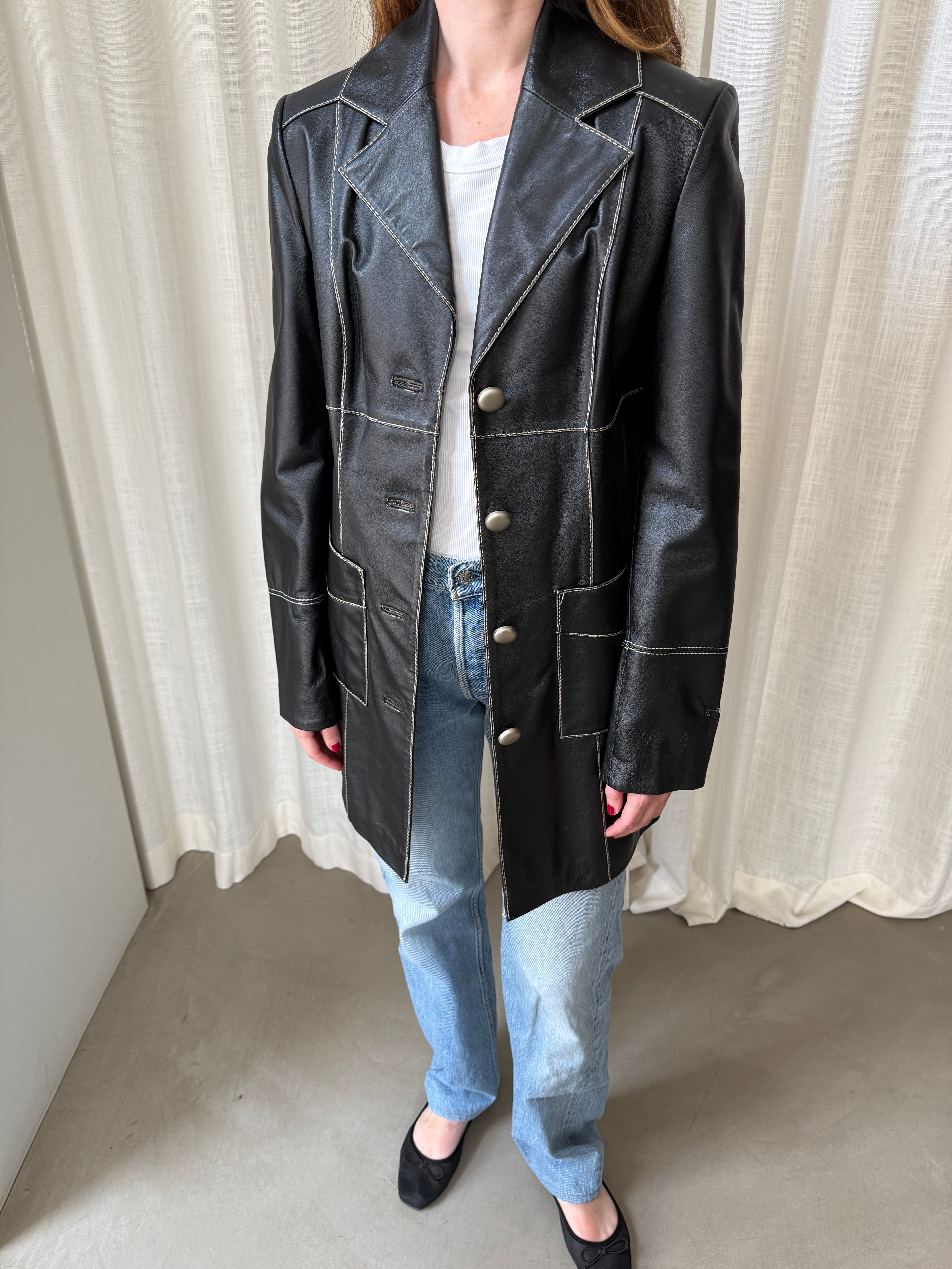 Contrast Coat