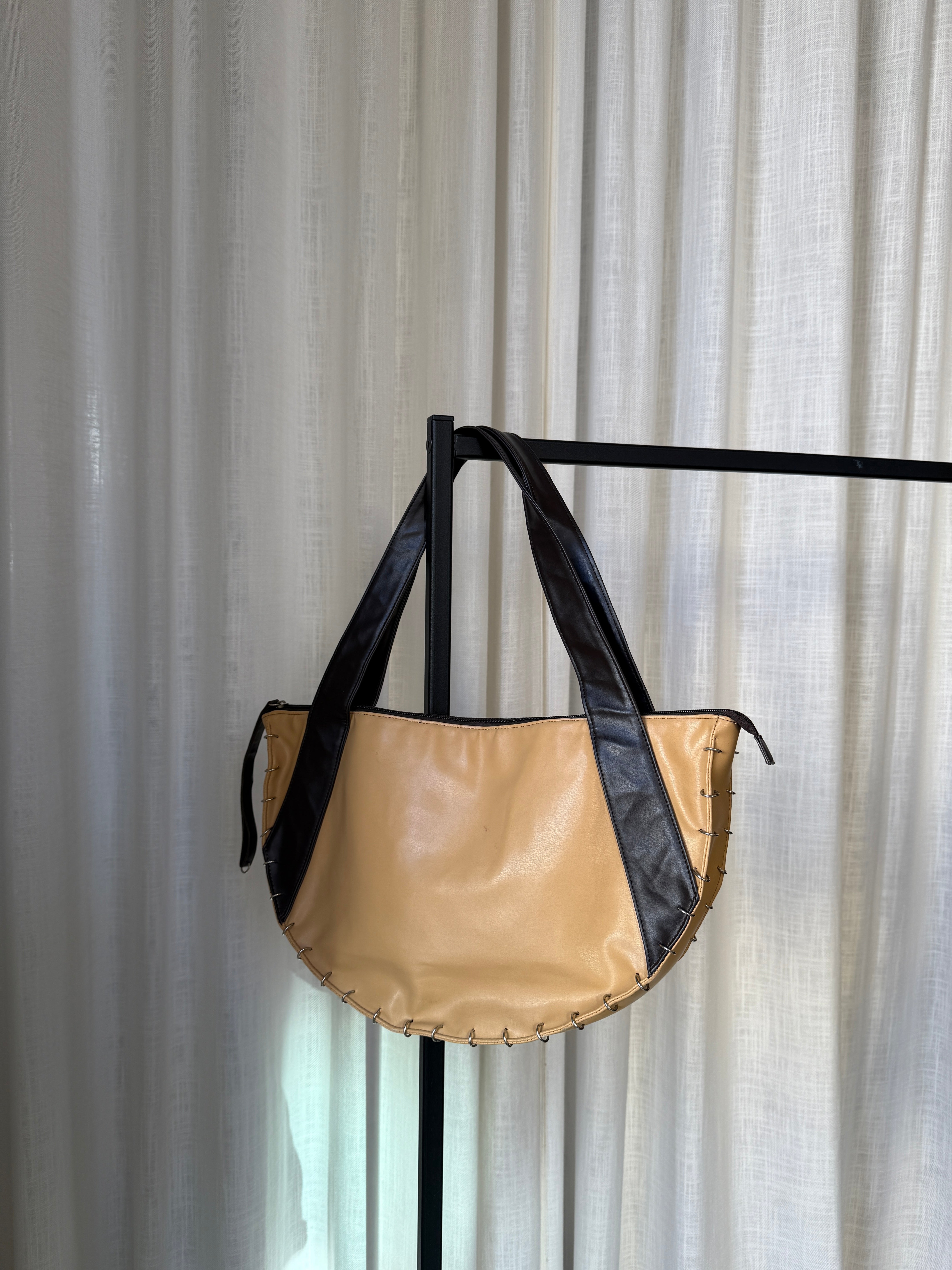 Arc Bag