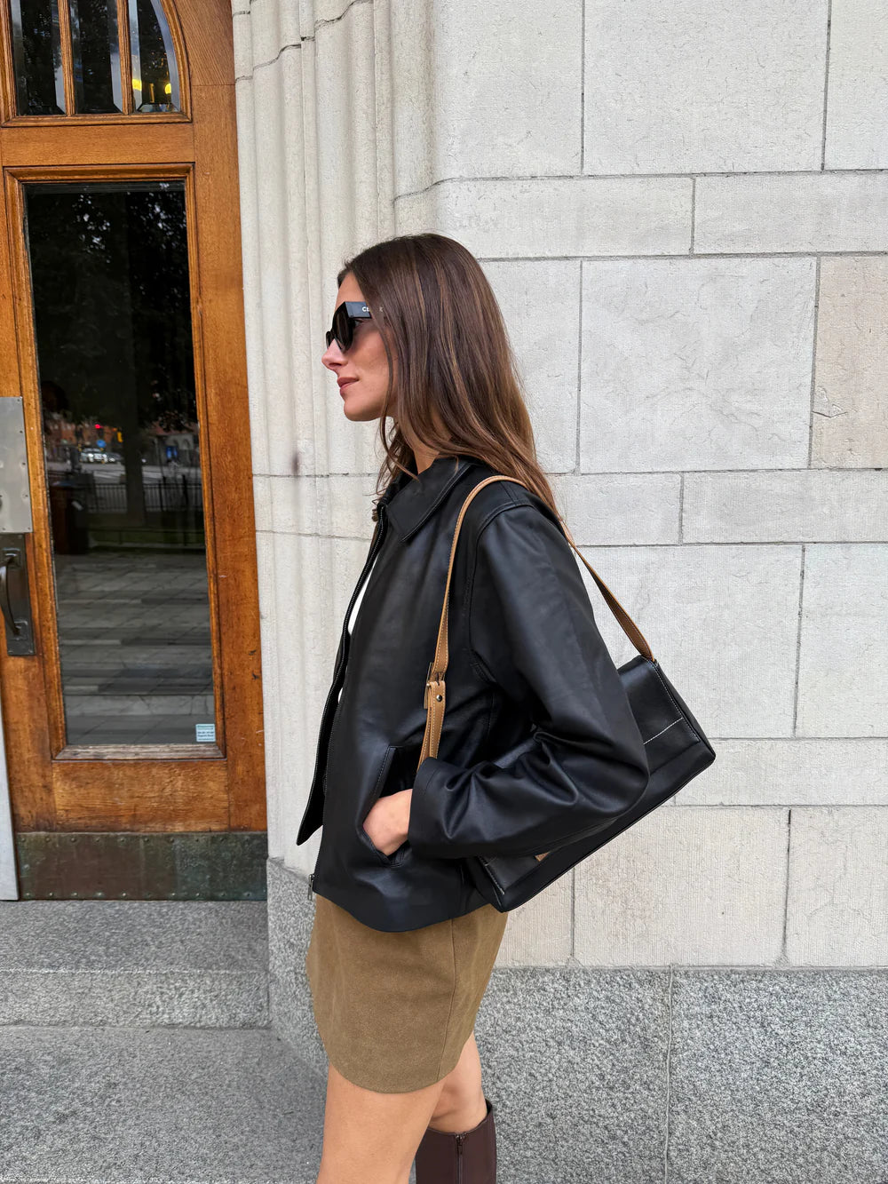 Gaia Black Leather