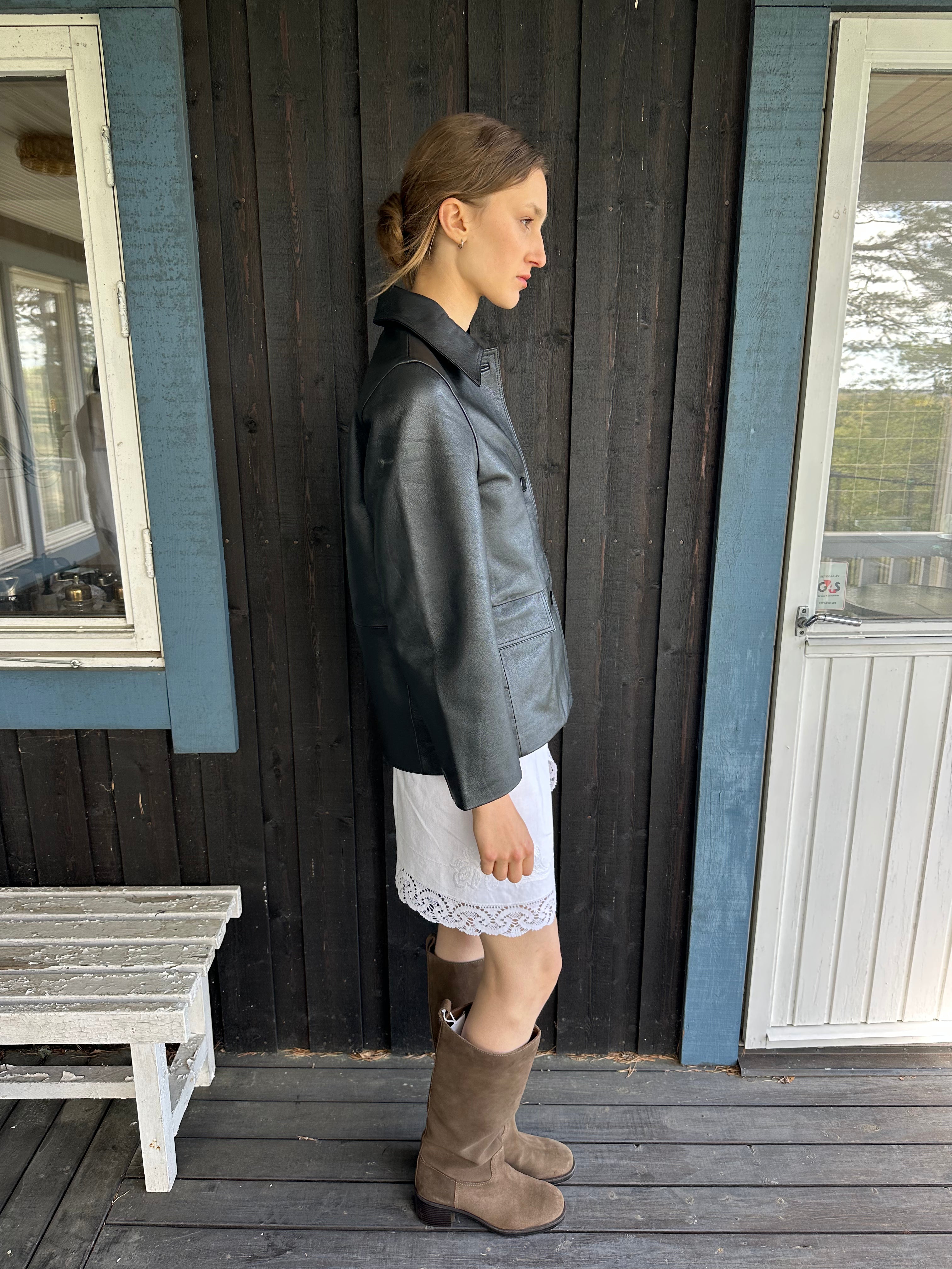 Piece 06 — Embroidered Linen Mini Skirt